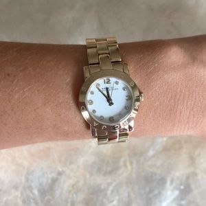 marc jacobs mini watch